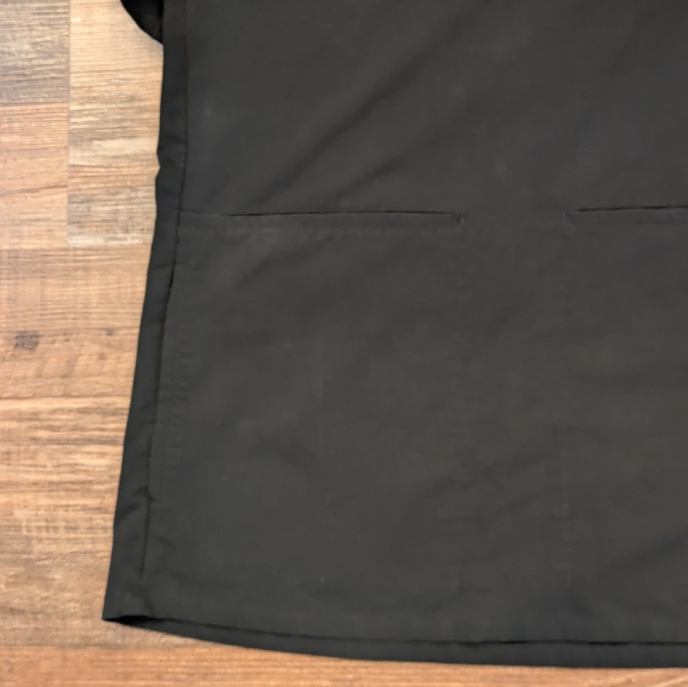 FIGS Technical Collection Banepa Oversized Scrub Uniform Top Black Women's Sz S - Picture 6 of 11